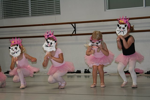 valentina dance line up evan